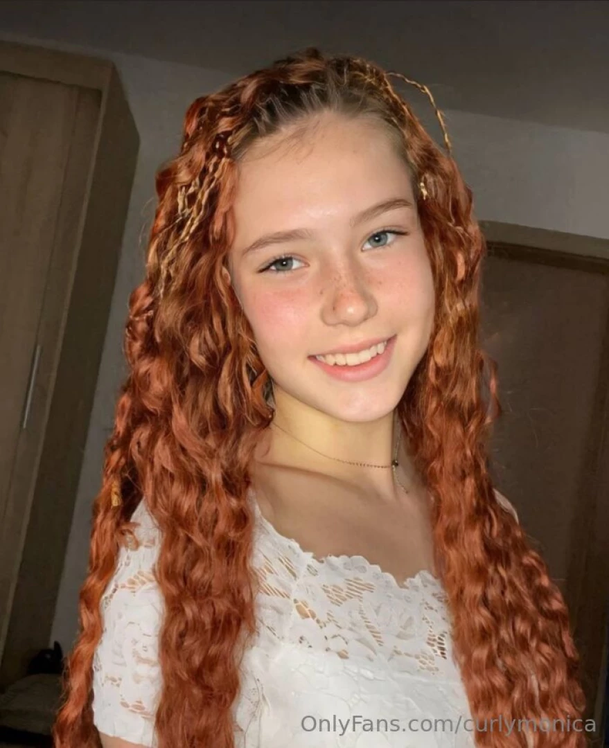 Her bellablakee mouth and pussy are soaking wet and hot for your cock part 100 