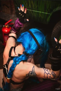 First pictures from jinx photo shoot some are little exmasy which part 7