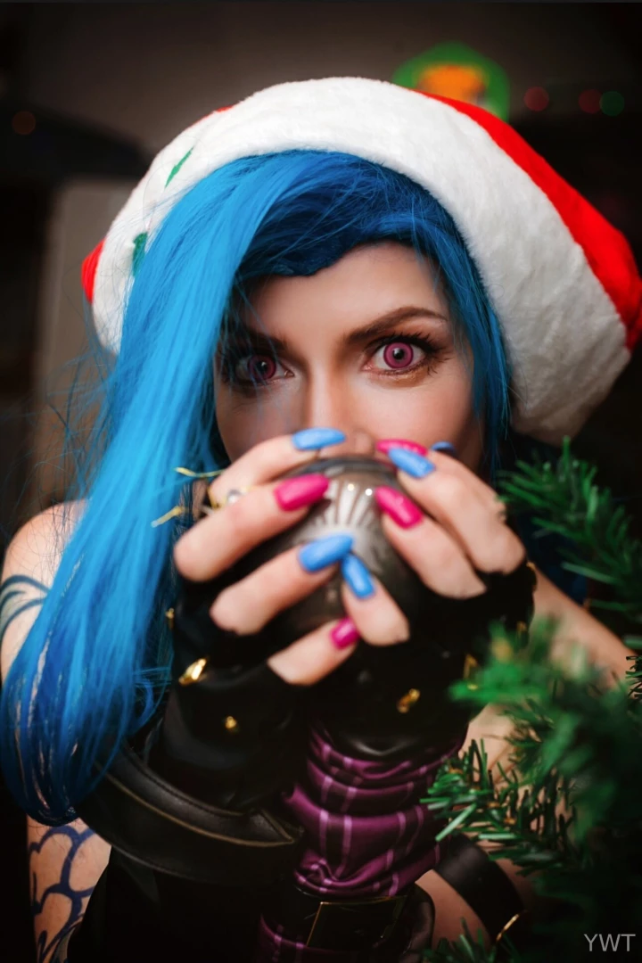 First pictures from jinx photo shoot some are little exmasy which part 10 