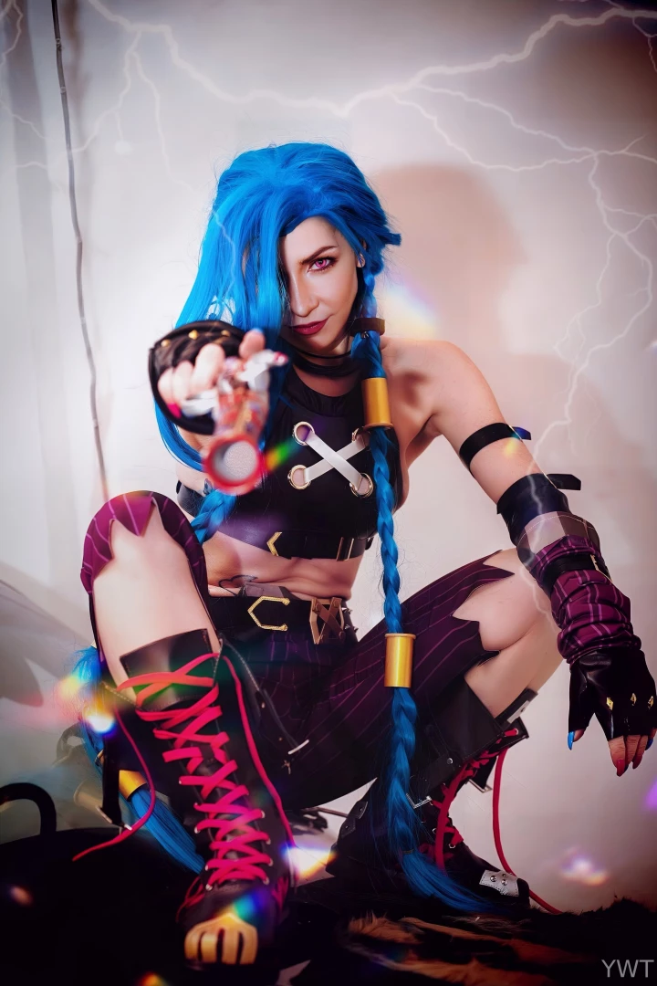 Jinx pictures are slowly coming in part 3 