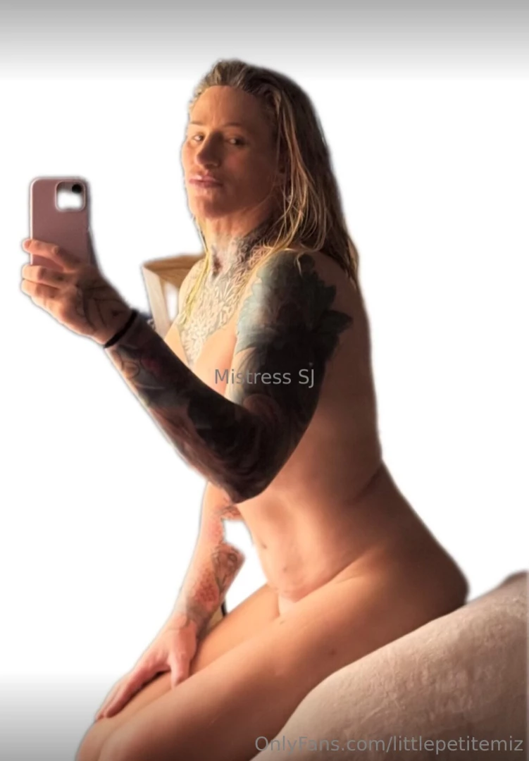 Come check this out this sexy can make your dream come true https 