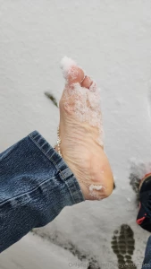 You have a limited amount of time to request snow content from me so