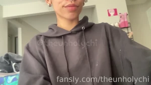 Kiss my phat hairy pussy until she gushes yummy creame hairypussy gape