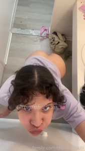 Bored and lonely in my bathroom twerking lightskin petite latina
