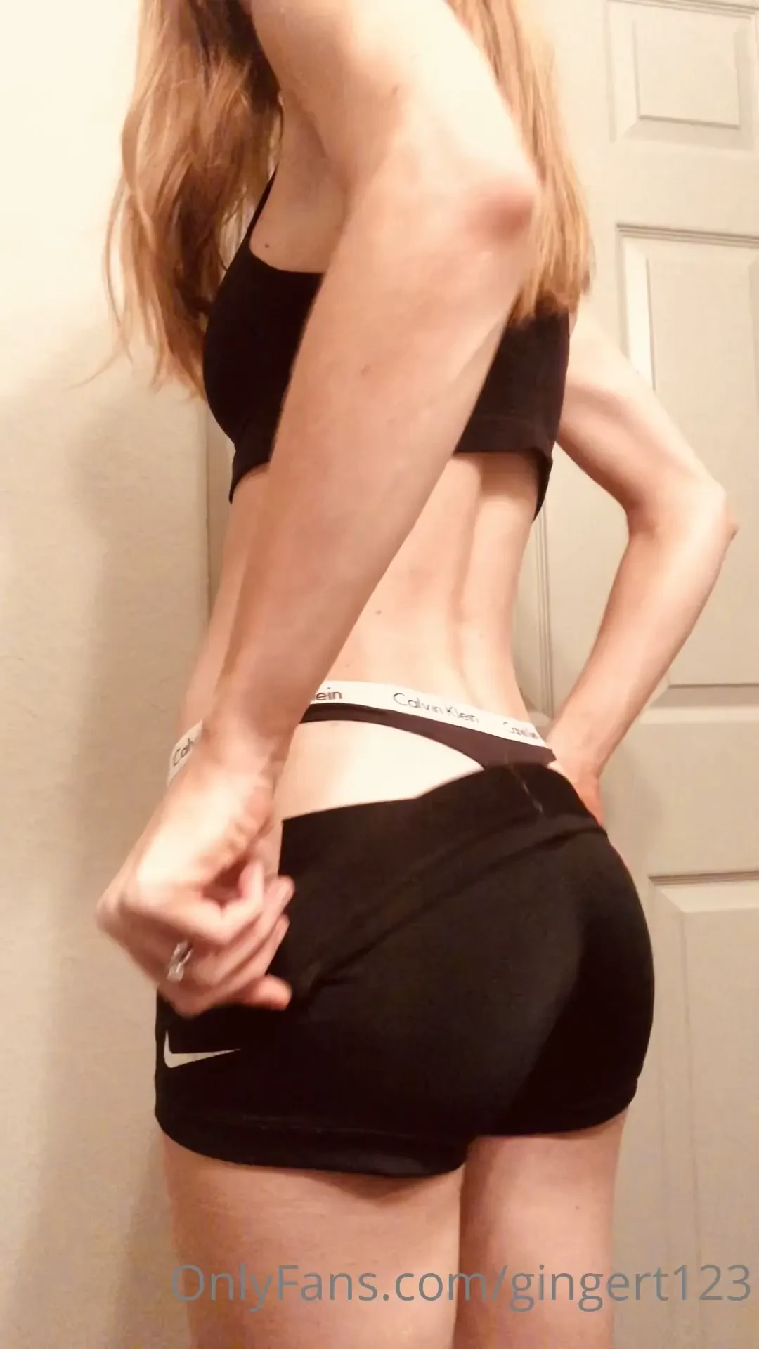 Little booty jiggles before my workout 