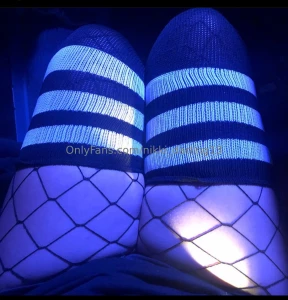 Thighs thursday fencenet fishnet thighhigh socks tease