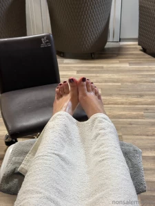 Just got my pedicure done thanks to my lovely sub that spoiled me with part 2