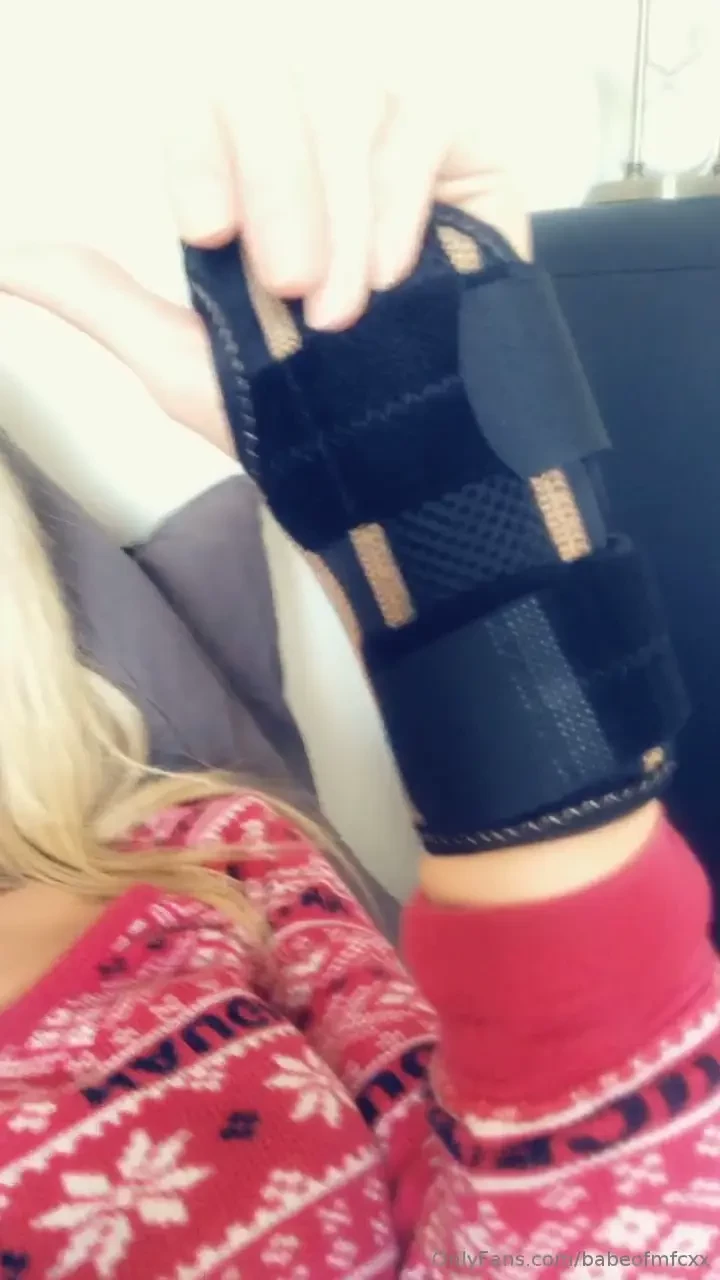 Anyone like cast play tip 5 dollars 