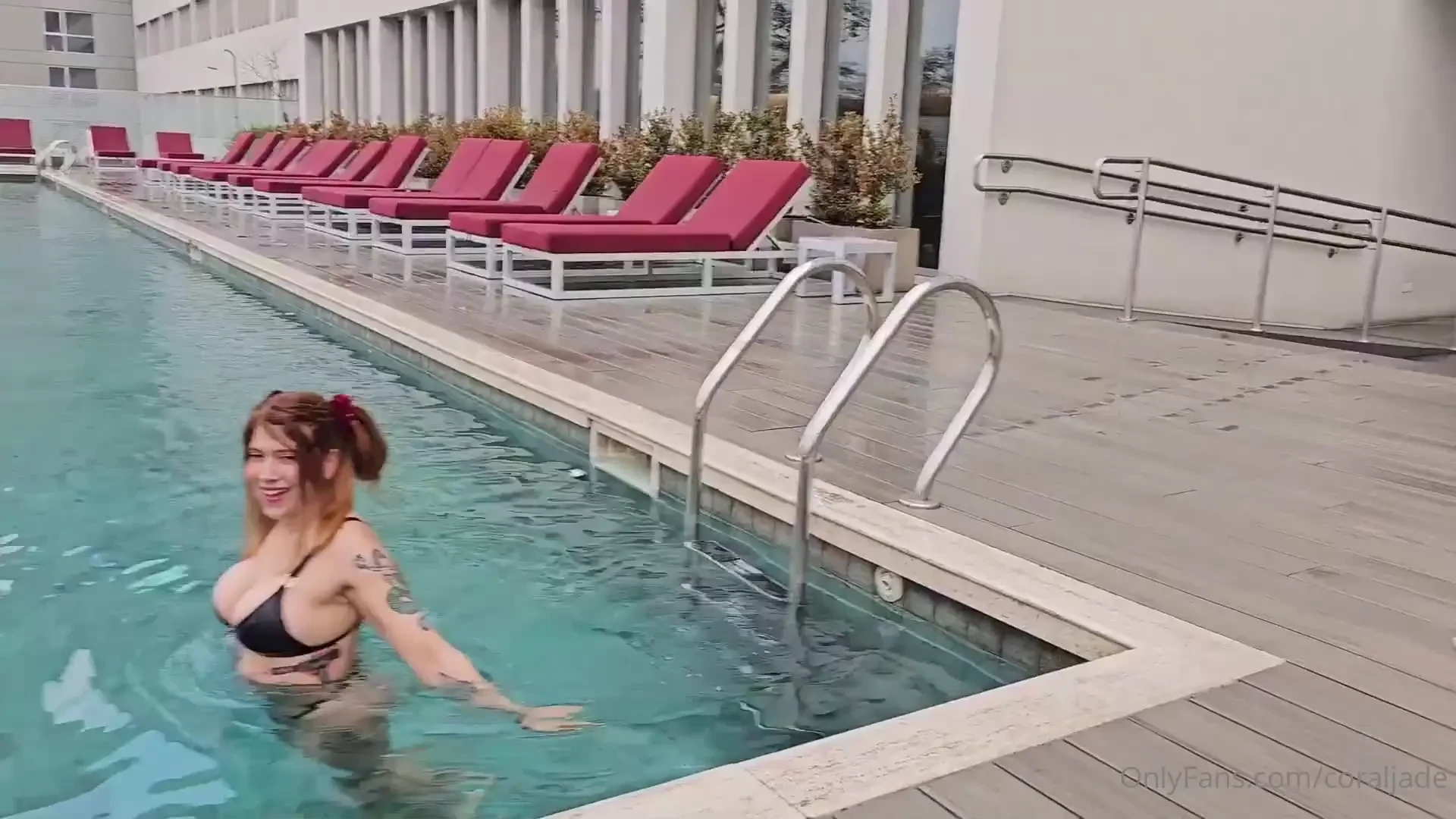 I met a guy at the pool and i sucked his cock until he cums conoc a un 