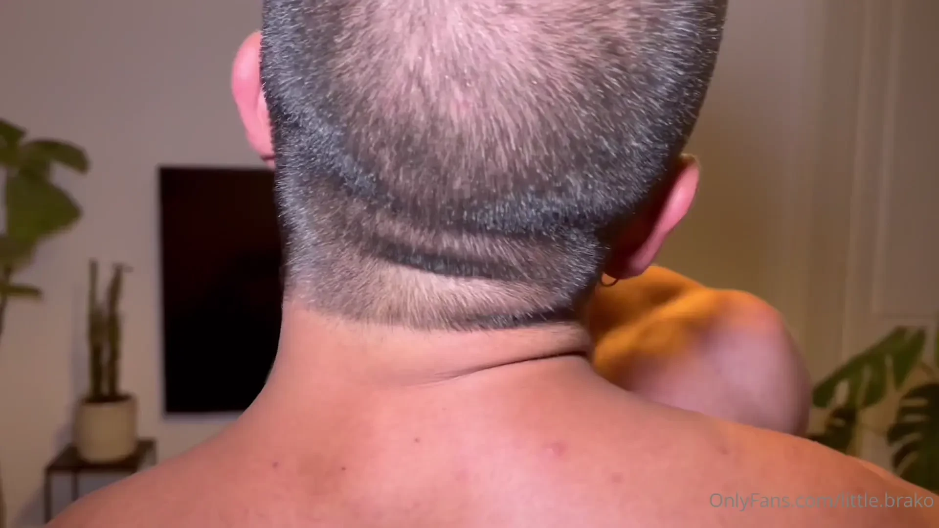 Sweaty fuck mreyesxxx 