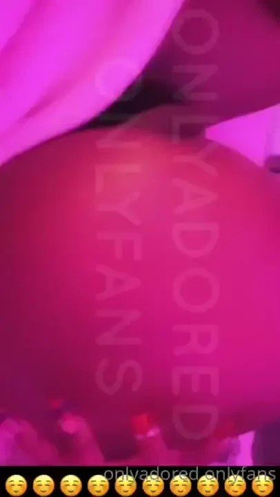Craving dick right now 