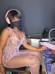 Logged on laced up and definitely not here just to check messages so