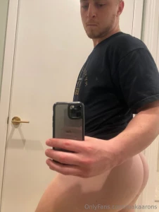 Big from all angles babe sent a little night message too part 3