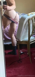 This is literally how i have to dry my huge hot ass after the gym part 3