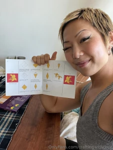 I want to show some of the origami flowers i made during my afternoon part 3