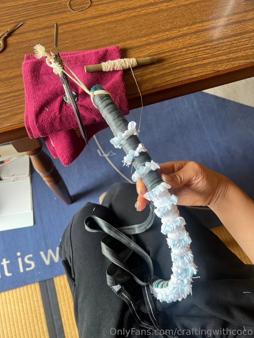 Now i m wrapping the piece with rubber from old bike tires talk about 