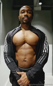 The bulking process has started let s see how much more tits mass i part 1