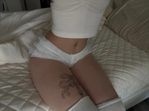 Alright i m gonna film on tuesday but here s some thigh pics part 2