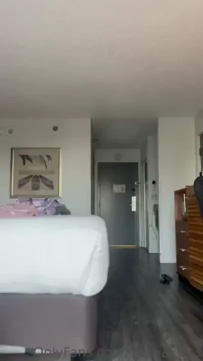 Sneak peak of the video of me towel dropping and bending over infront 