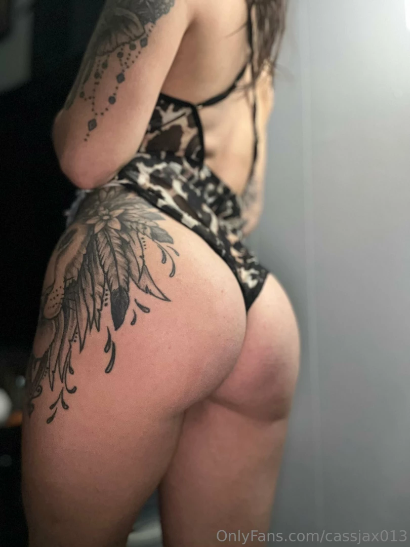 Long time no see i m sorry but here s a nice juicy ass for you to see 