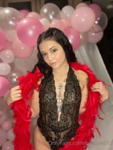 Valentine s day bundle has 30 pics and videos play time with myself