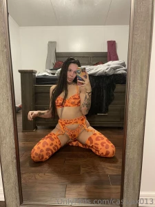 Follow this baddie who wants to see a collab shay-bruhh