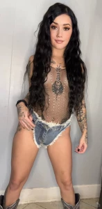 Black solo fish net bundle watch me use my vibrator and cum so hard