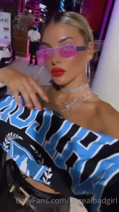 Hey baby i want to show you something