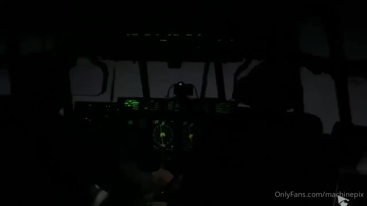 53rd weather reconnaissance squadron hurricane hunters flying a 