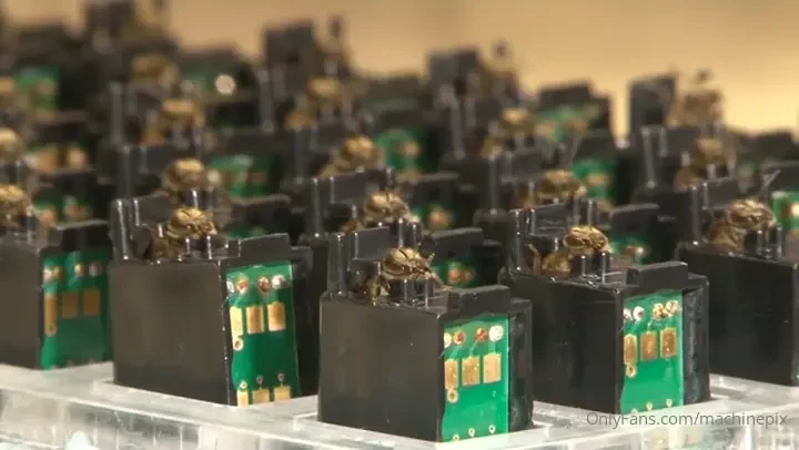 Training bees to detect explosives by inscentinel and the los alamos 