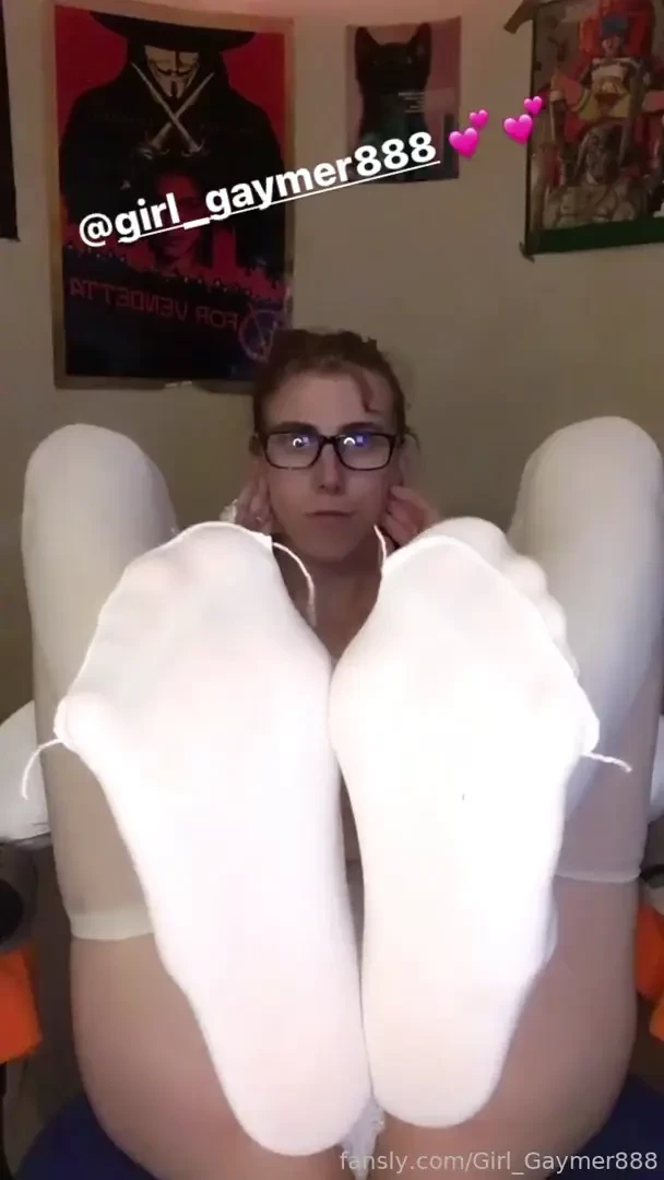 One more for the feet fans 3 