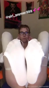 One more for the feet fans 3