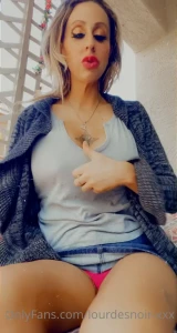 Happy sunday loves how s your afternoon going
