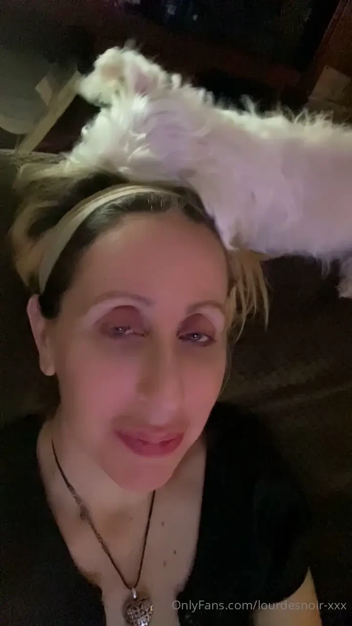 Morning friends don t you wish you were here you could nuzzle up in my 