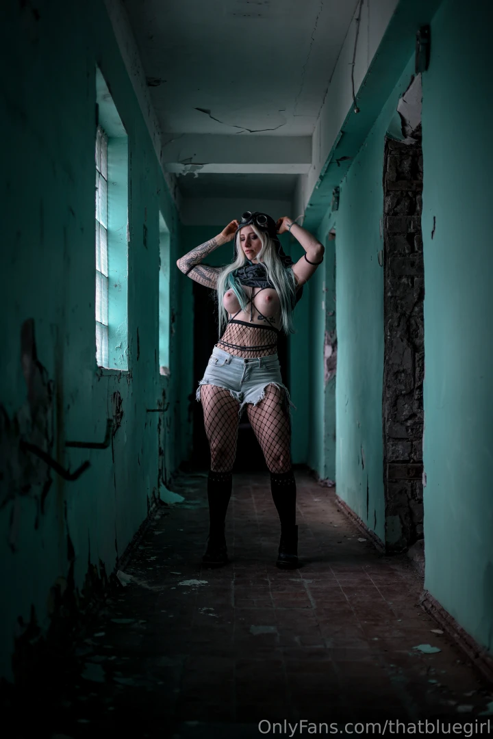 Wouldn t you have some batteries and beer with you right oh you do part 1 