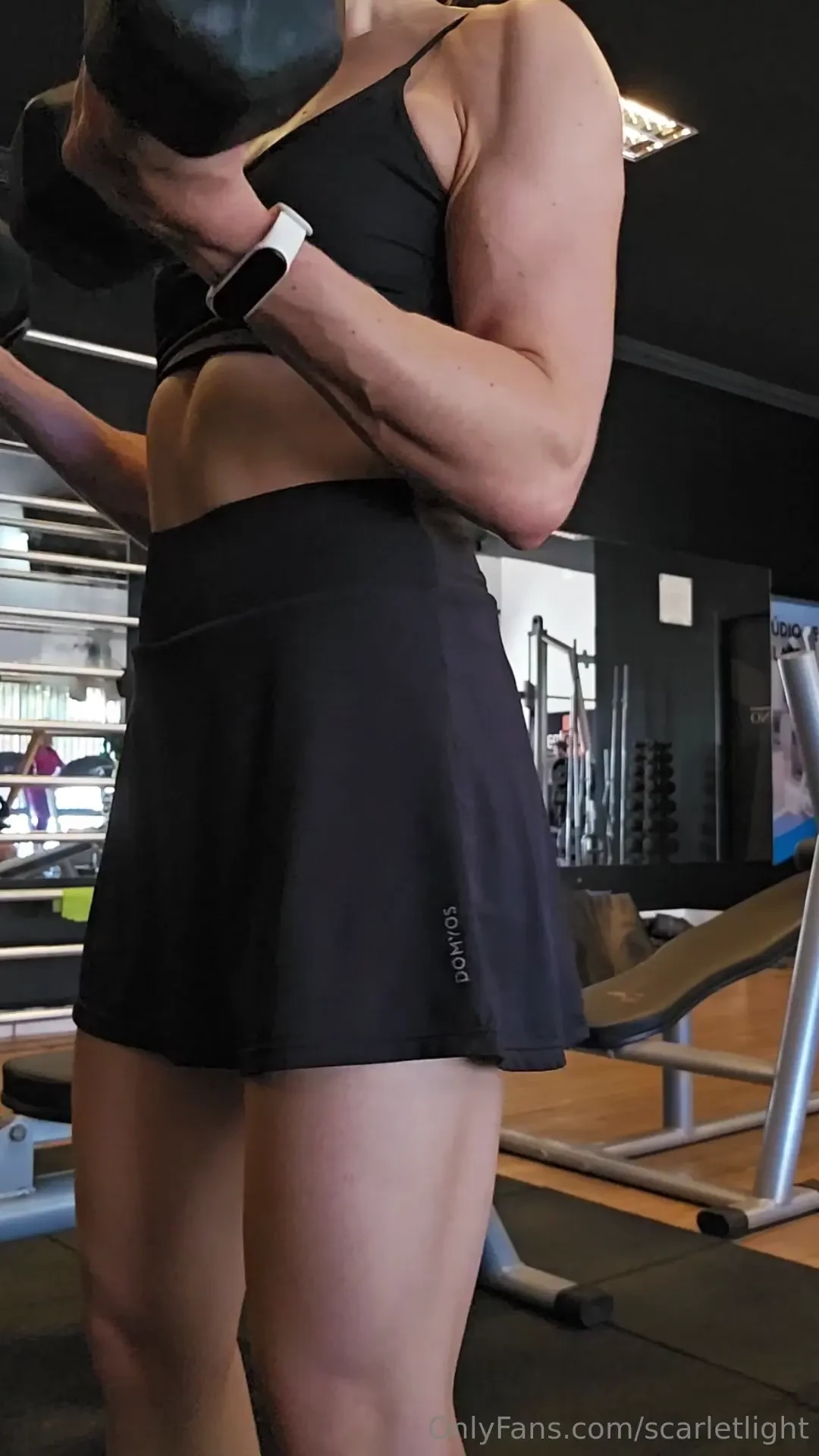 Sneak peek 9 upper body workout dm me to see the full video 5m03s i 