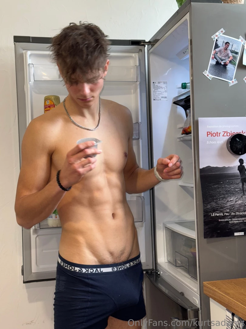 I think i have a problem i m hard 24 7 hehe 