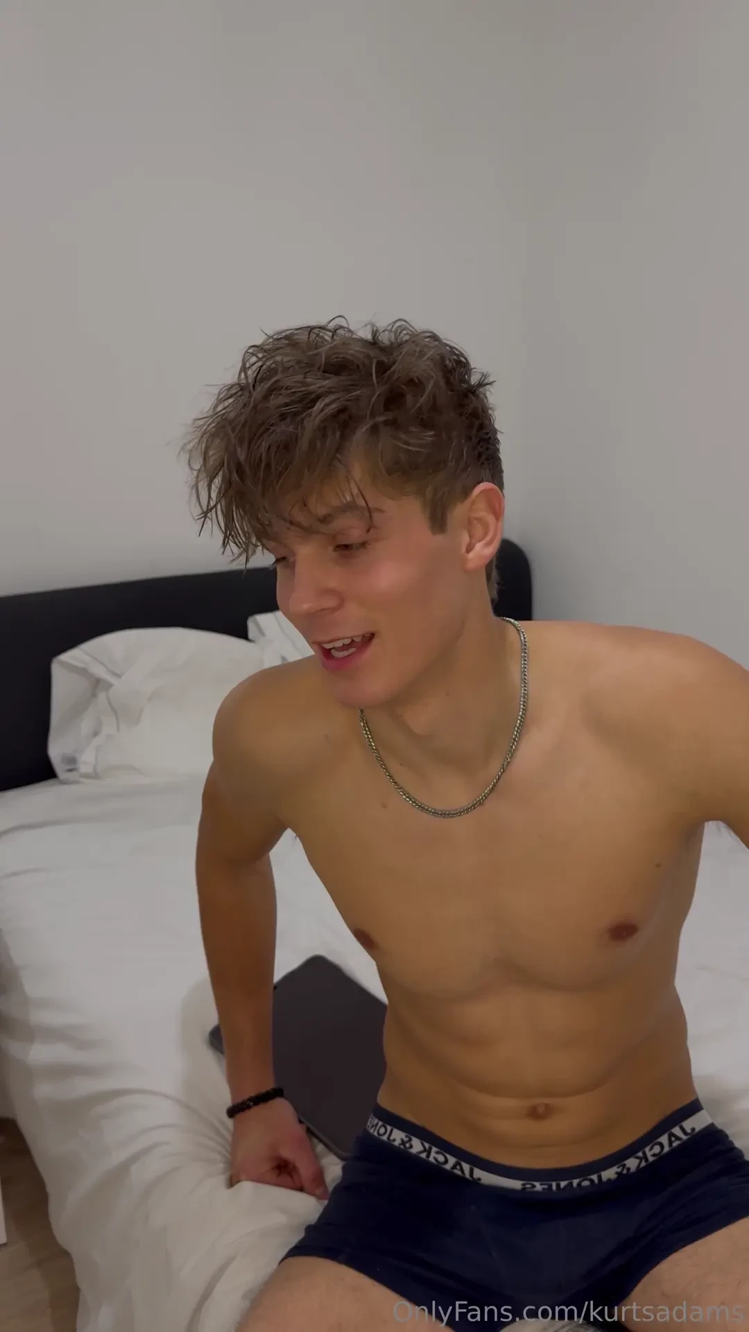 My friends what do you like to do on friday evenings me asf 