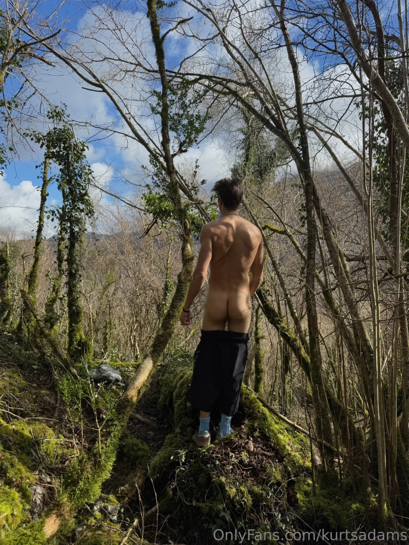 Damnnn onlyfans removed the last post because i was peeing outside 