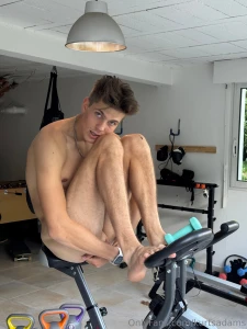 Who s coming to the gym with me then