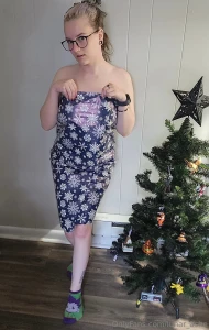 Early holiday gifts for all of my lovely peeps if you don t have