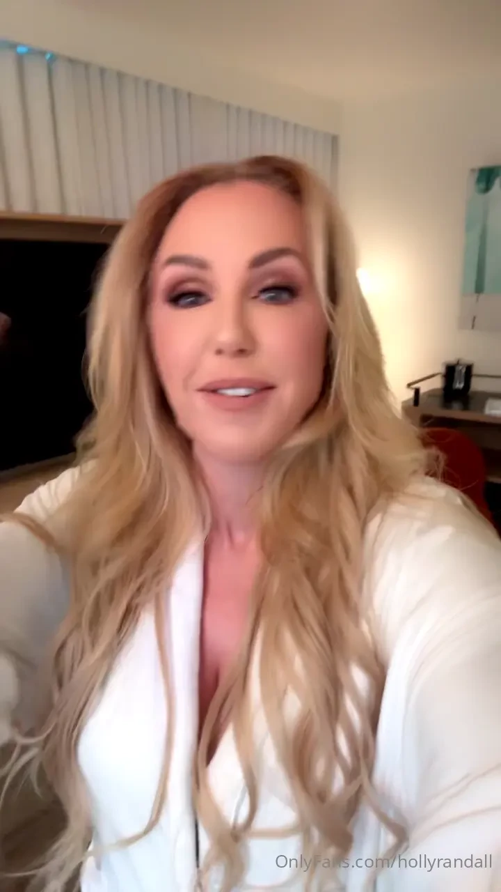 Hair and makeup done avn awards i m coming your way 