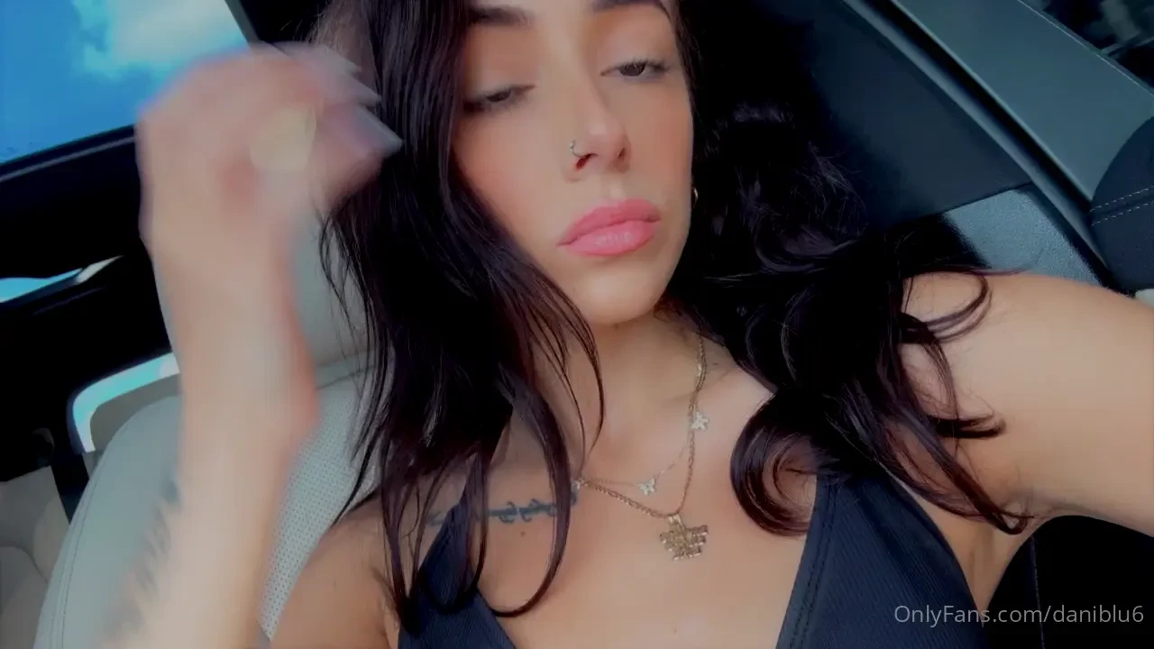 I may be cold but this outfit is hot part 32 