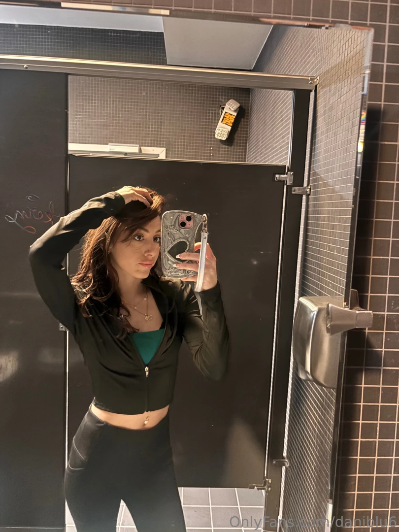 Got my lips done ooooo 