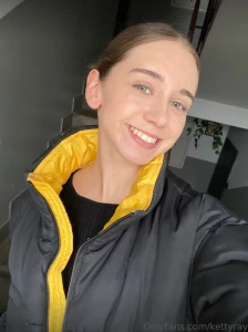 Cute kettyray just turned 18 years old she kettyray is ready to part 483