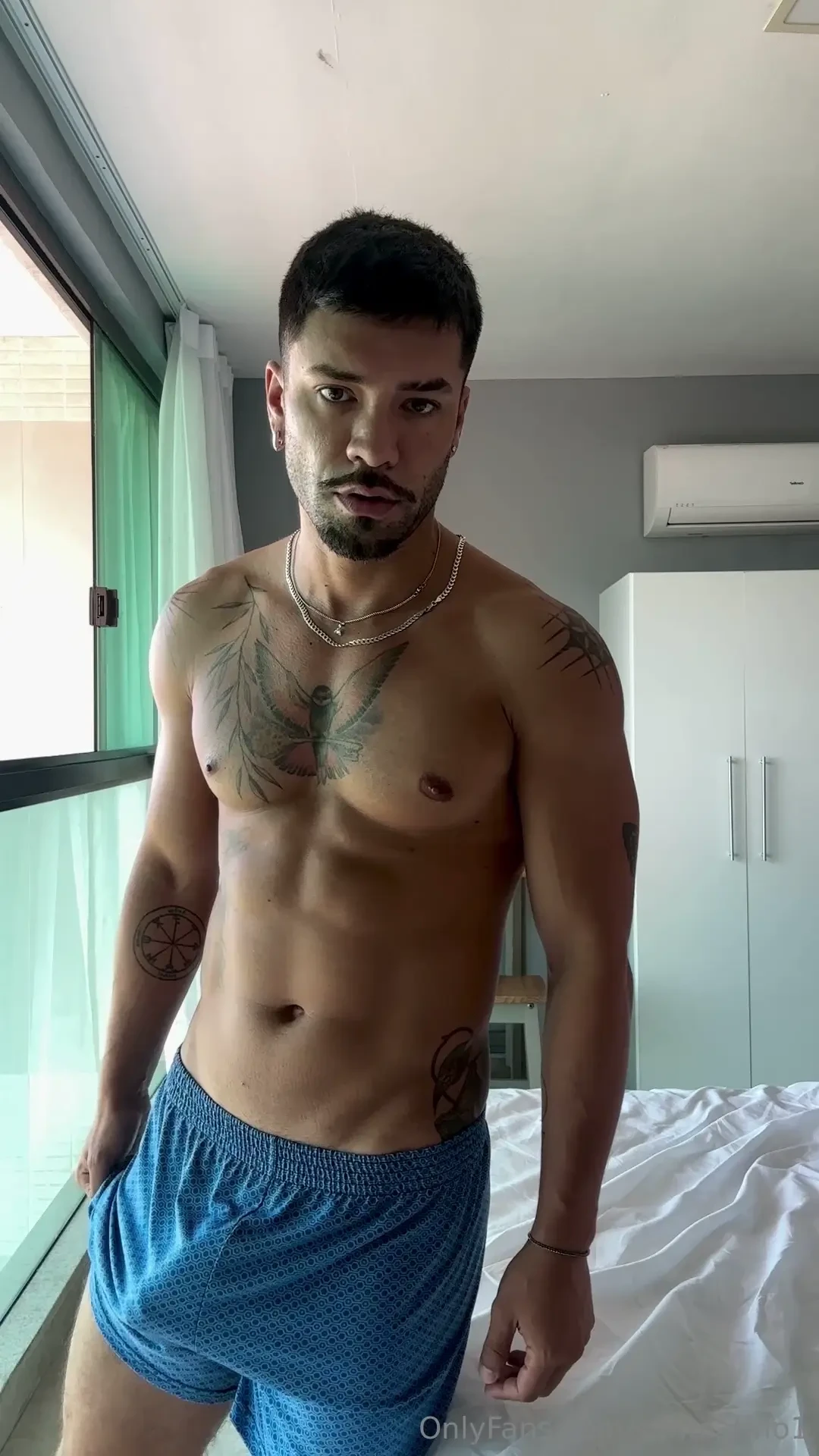 Just woke up in brazil from a wild sex dream about a carnaval party 