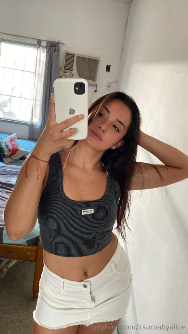 I m bored wanna talk 