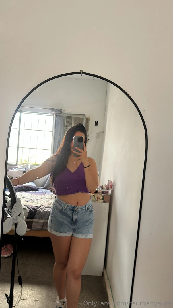 Tease me please i m bored rn 