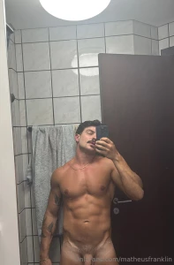 Nem sei bem por onde come ar