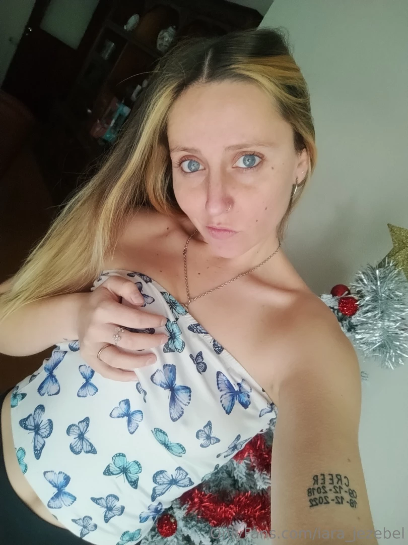 I found this little dress in my closet today do you think it looks 